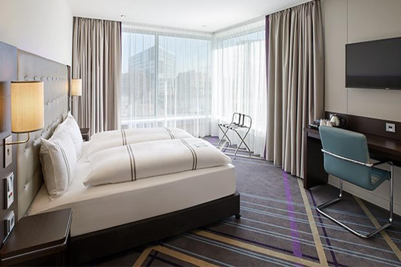 Premier Inn Hamburg City エクステリア 写真